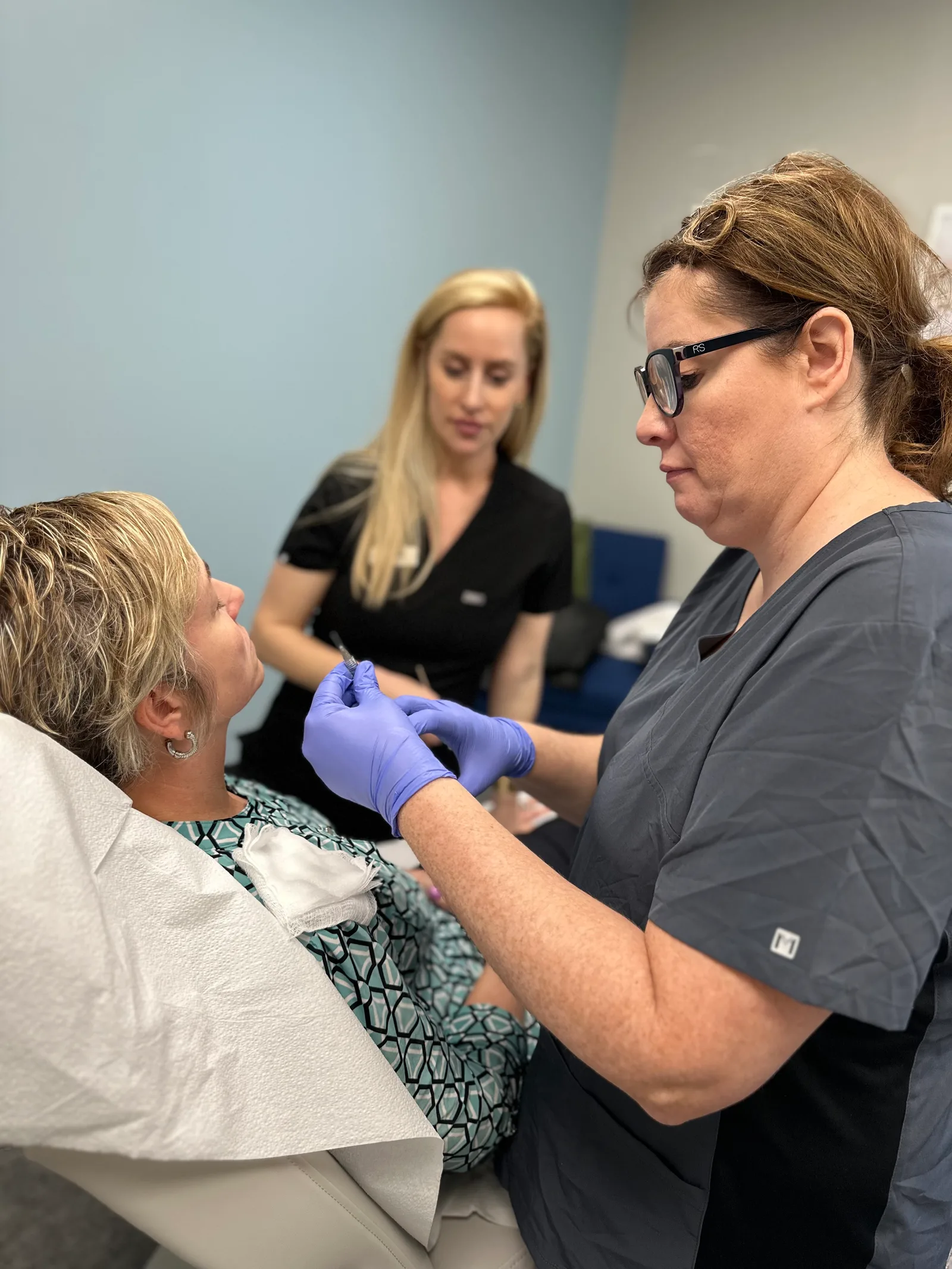 Hands-on practice with instructor guidance at Injectable Academy®